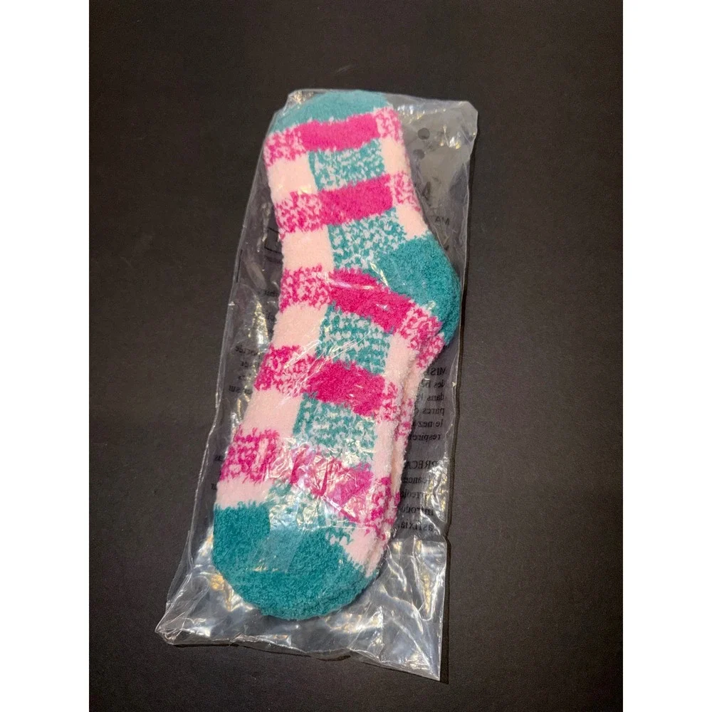 Mary Kay Fuzzy Socks Teal Pink White Plaid Cozy Soft Polyester Spandex Blend NIP
